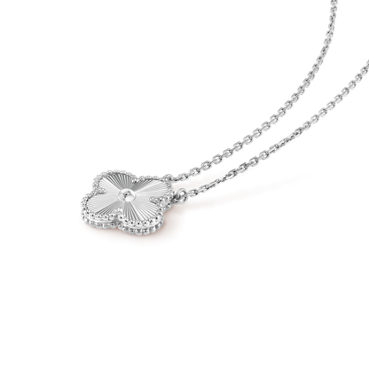 [⭐Spark]CLOVER 15MM LASER NECKLACE SILVER