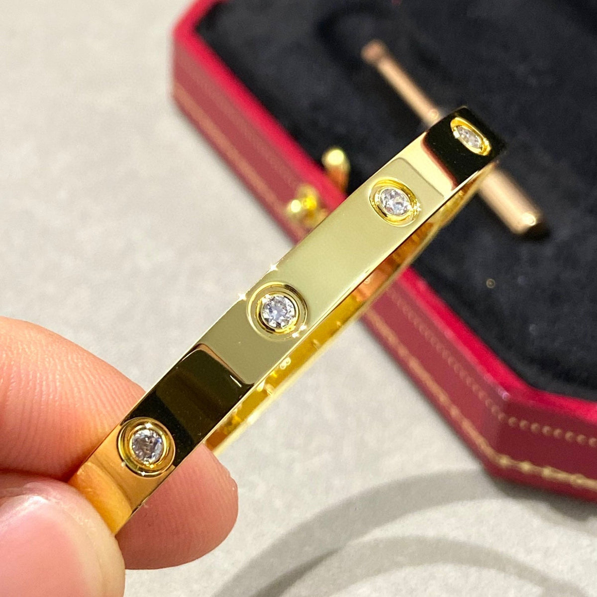 [⭐Spark]LOVE BRACELET 6.1MM 10 DIAMONDS