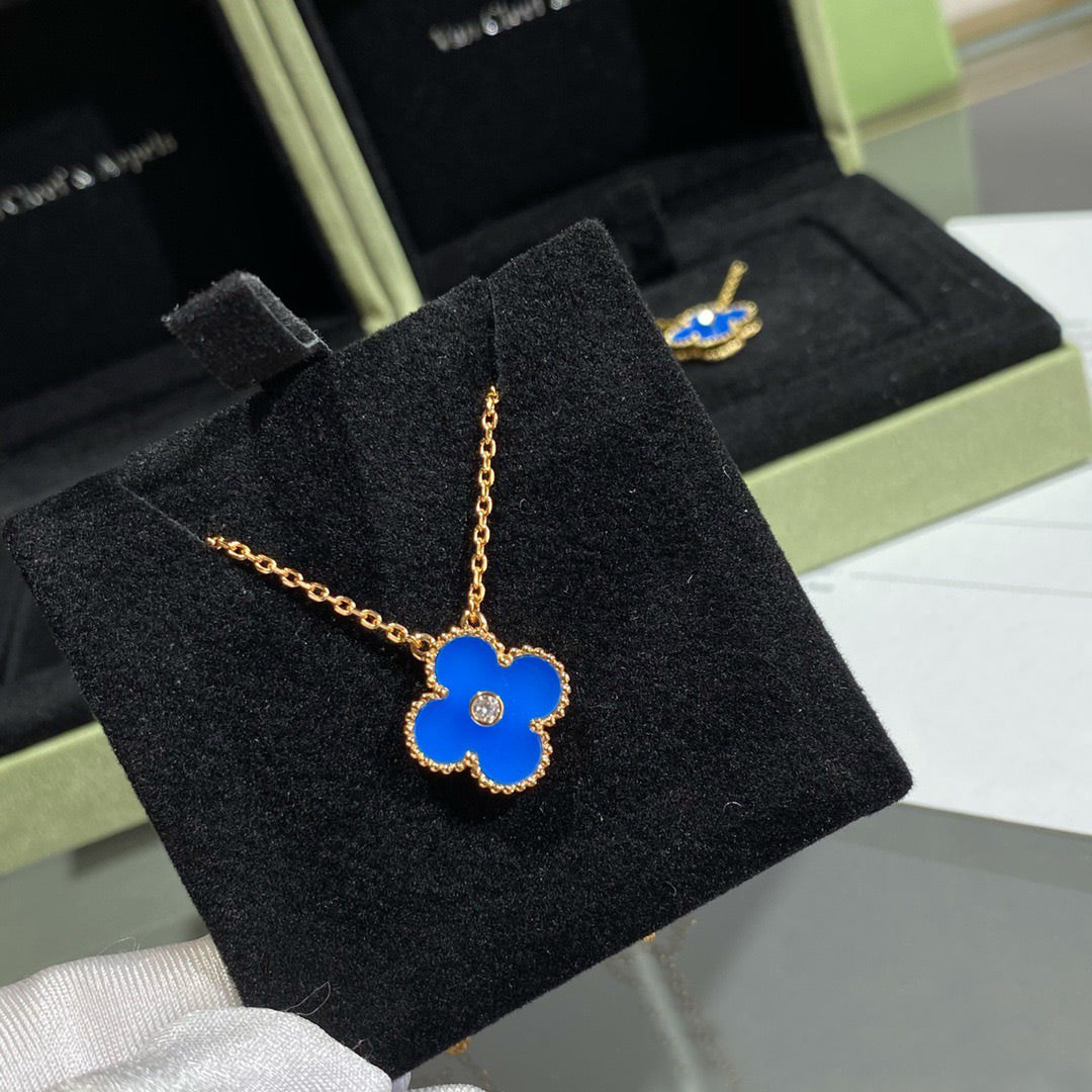 [⭐Spark]CLOVER 15MM DIAMOND AND BLUE AGATE NECKLACE