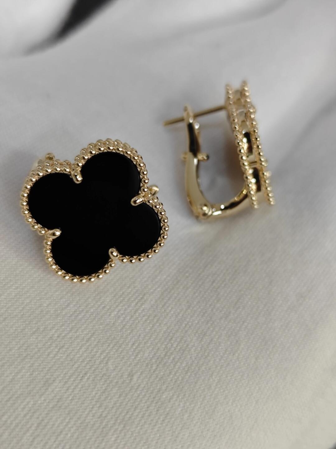 [⭐Spark]CLOVER 20MM BLACK MOP EARRINGS