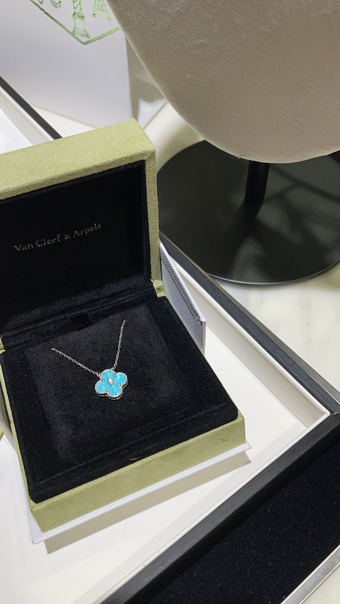 [⭐Spark]CLOVER 15MM DIAMOND SVRES PORCELAIN  NECKLACE SILVER