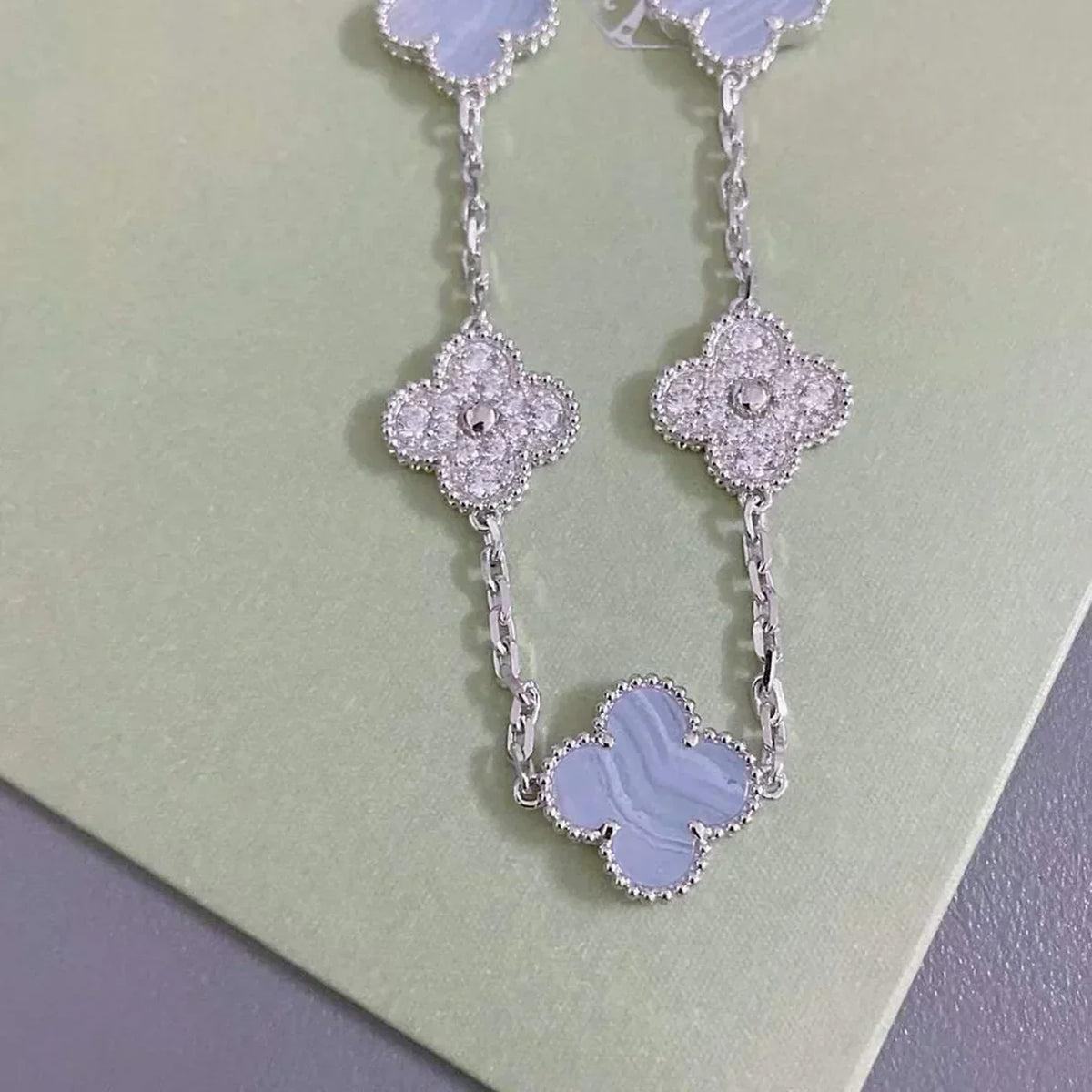 [⭐Spark] CLOVER 5 MOTIF PURPLE CHALCEDONY BRACELET COLLECTION