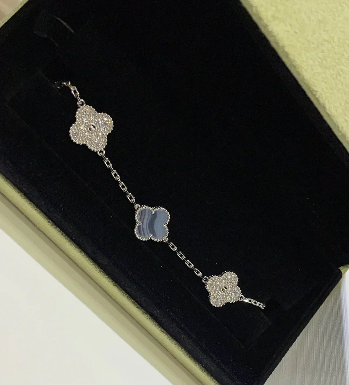 [⭐Spark] CLOVER 5 MOTIF PURPLE CHALCEDONY BRACELET COLLECTION
