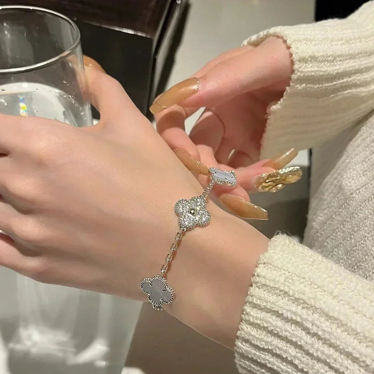 [⭐Spark] CLOVER 5 MOTIF PURPLE CHALCEDONY BRACELET COLLECTION