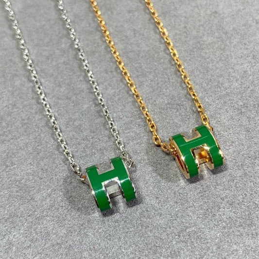 [⭐Spark]POP H GREEN NECKLACE SILVER AND GOLD