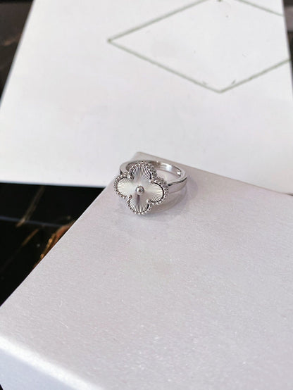 [⭐Spark]CLOVER SILVER RING
