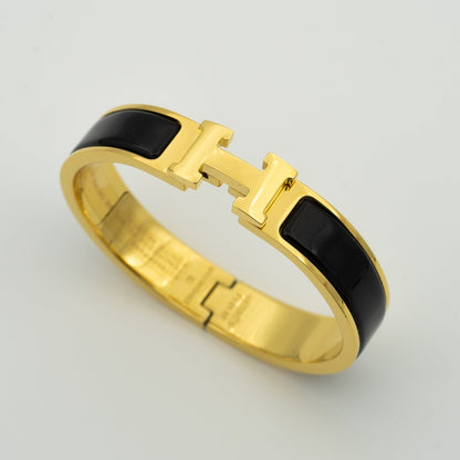 [⭐Spark]H BLACK BRACELET