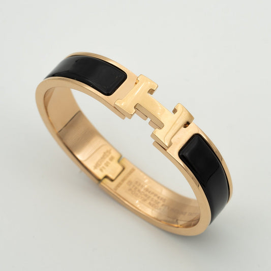 [⭐Spark]H BLACK BRACELET
