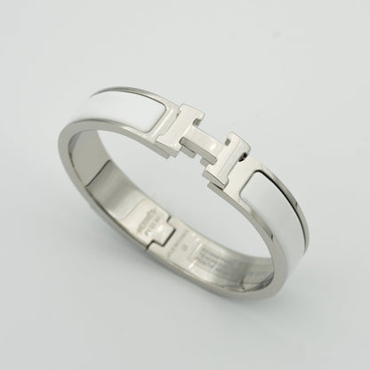 [⭐Spark]H WHITE BRACELET
