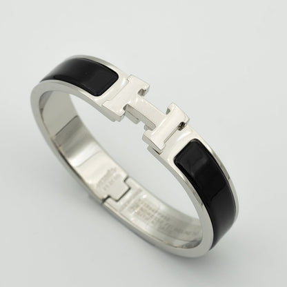 [⭐Spark]H BLACK BRACELET