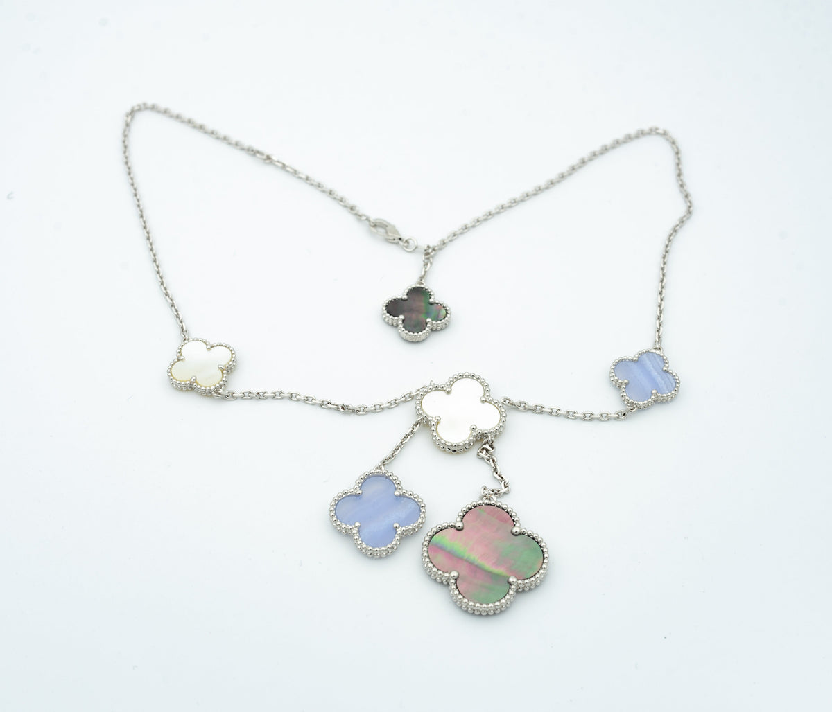 [⭐Spark]CLOVER MOP CHALCEDONY NECKLACE SILVER 6 MOTIF