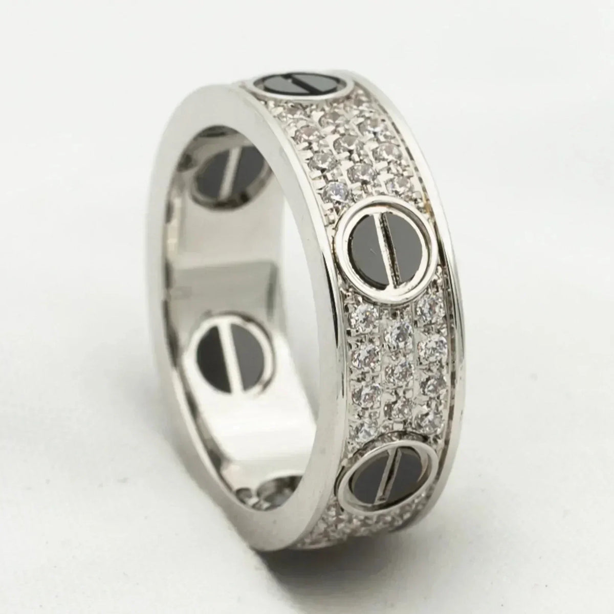 [⭐Spark]LOVE RING 5.5MM DIAMONDS PAVED CERAMIC