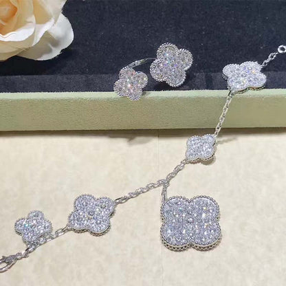[⭐Spark]CLOVER 6 MOTIFS SILVER DIAMOND BRACELET