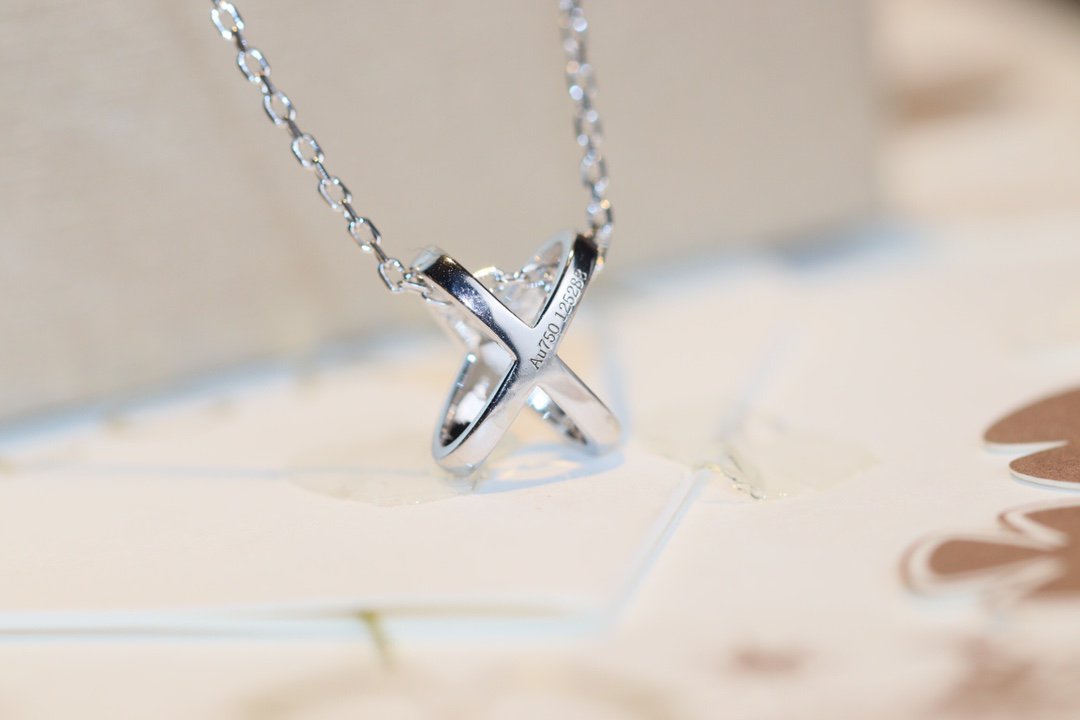 [⭐Spark]JEUX DE DIAMOND NECKLACE