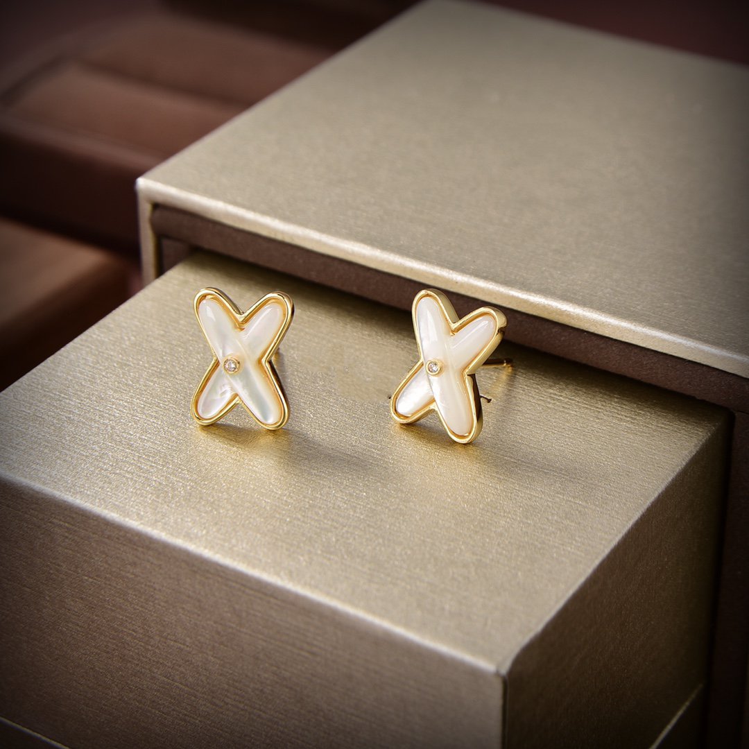 [⭐Spark]JEUX DE WHITE MOP GOLD DIAMOND EARRINGS