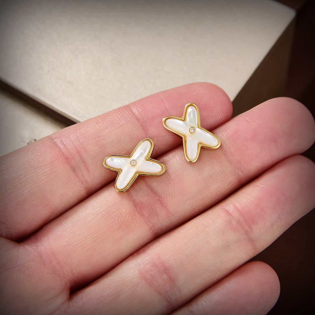 [⭐Spark]JEUX DE WHITE MOP GOLD DIAMOND EARRINGS