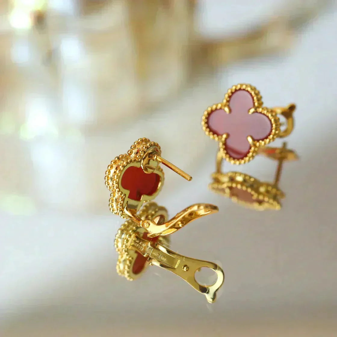 [⭐Spark]CLOVER MEDIUM 1 MOTIFS CARNELIAN  EARRINGS