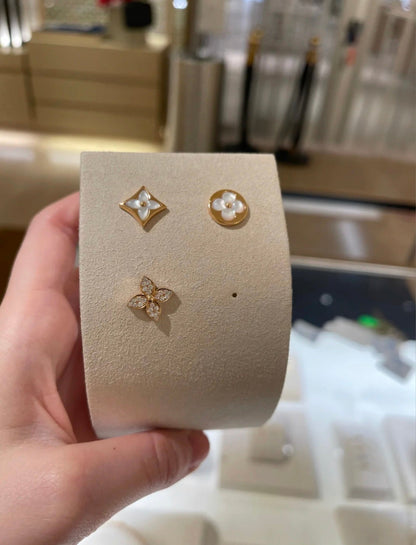 [⭐Spark]STAR BLOSSOM STUD EARRINGS PINK GOLD DIAMONDS