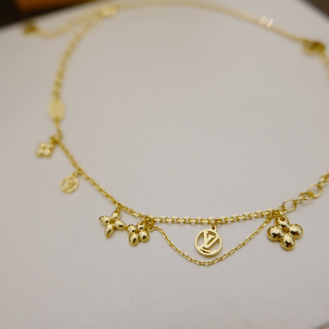 [⭐Spark]BLOOMING SUPPLE NECKLACE BRASS