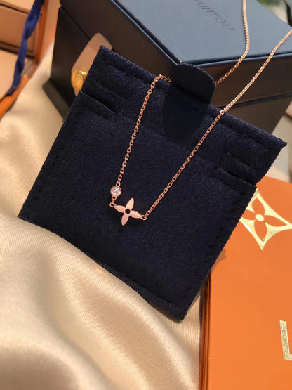 [⭐Spark]BLOSSOM PENDANT PINK GOLD AND DIAMOND