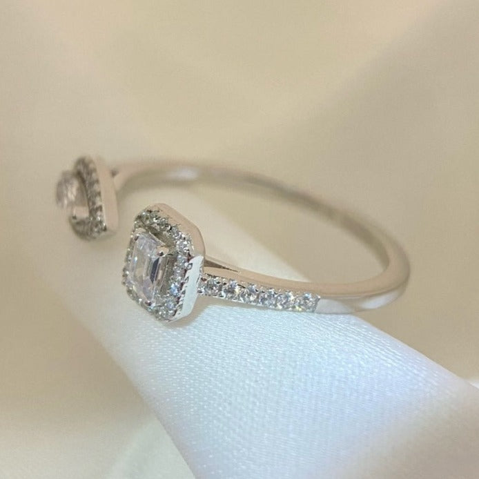 [⭐Spark]MY TWIN TOI & MOI SILVER DIAMOND RING