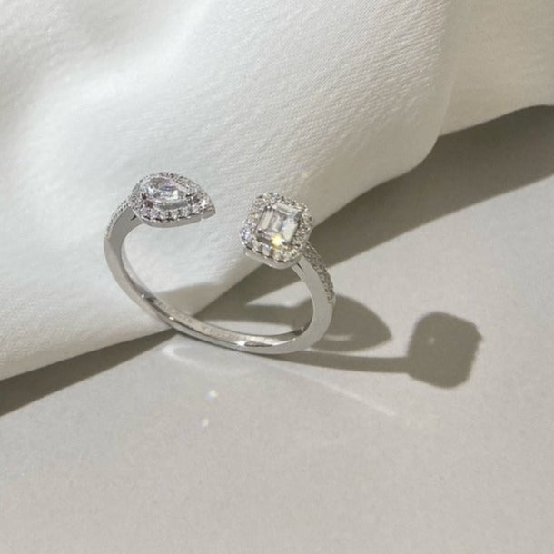 [⭐Spark]MY TWIN TOI & MOI SILVER DIAMOND RING