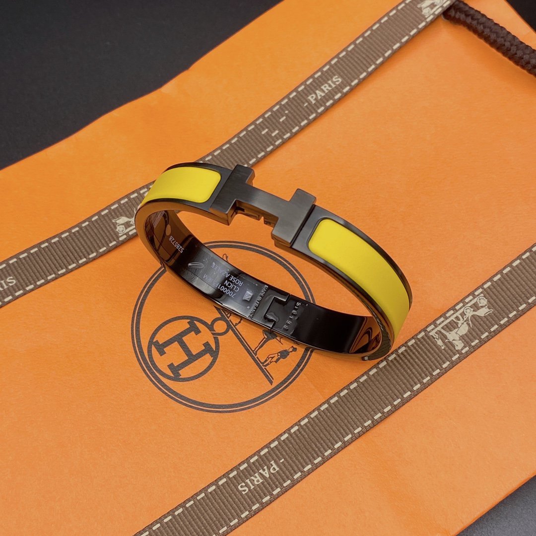 [⭐Spark]CLIC HM SO BLACK YELLOW BRACELET