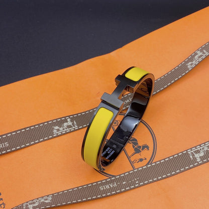 [⭐Spark]CLIC HM SO BLACK YELLOW BRACELET