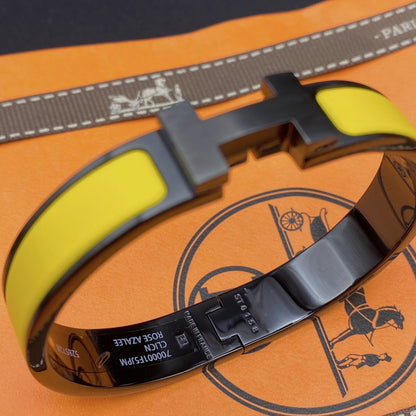 [⭐Spark]CLIC HM SO BLACK YELLOW BRACELET