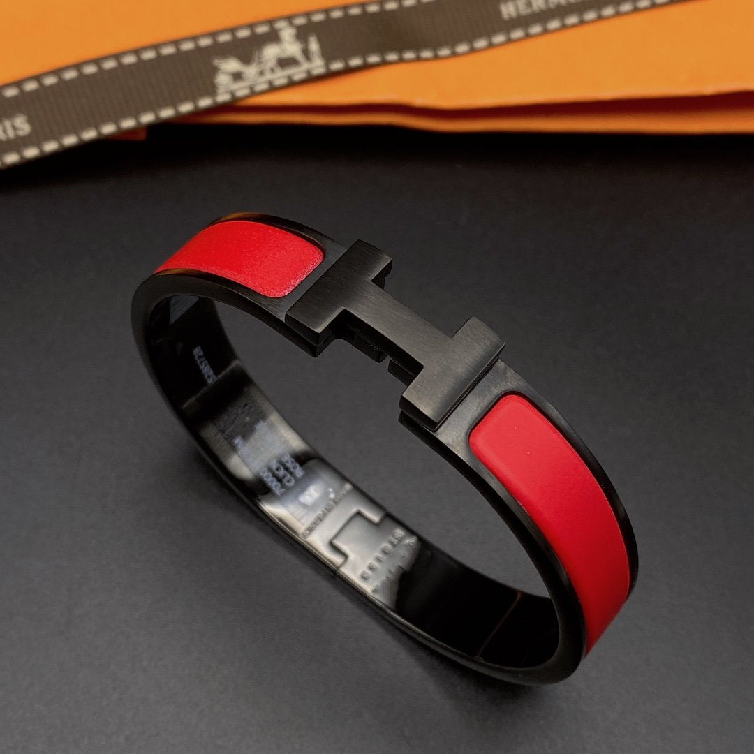 [⭐Spark]CLIC HM SO BLACK RED BRACELET