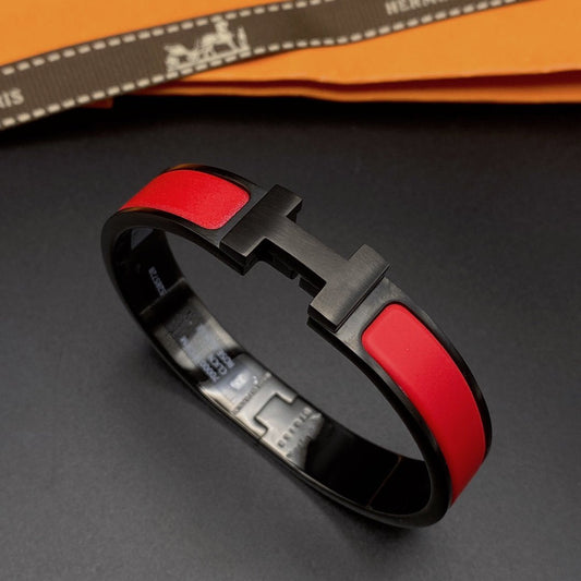 [⭐Spark]CLIC HM SO BLACK RED BRACELET