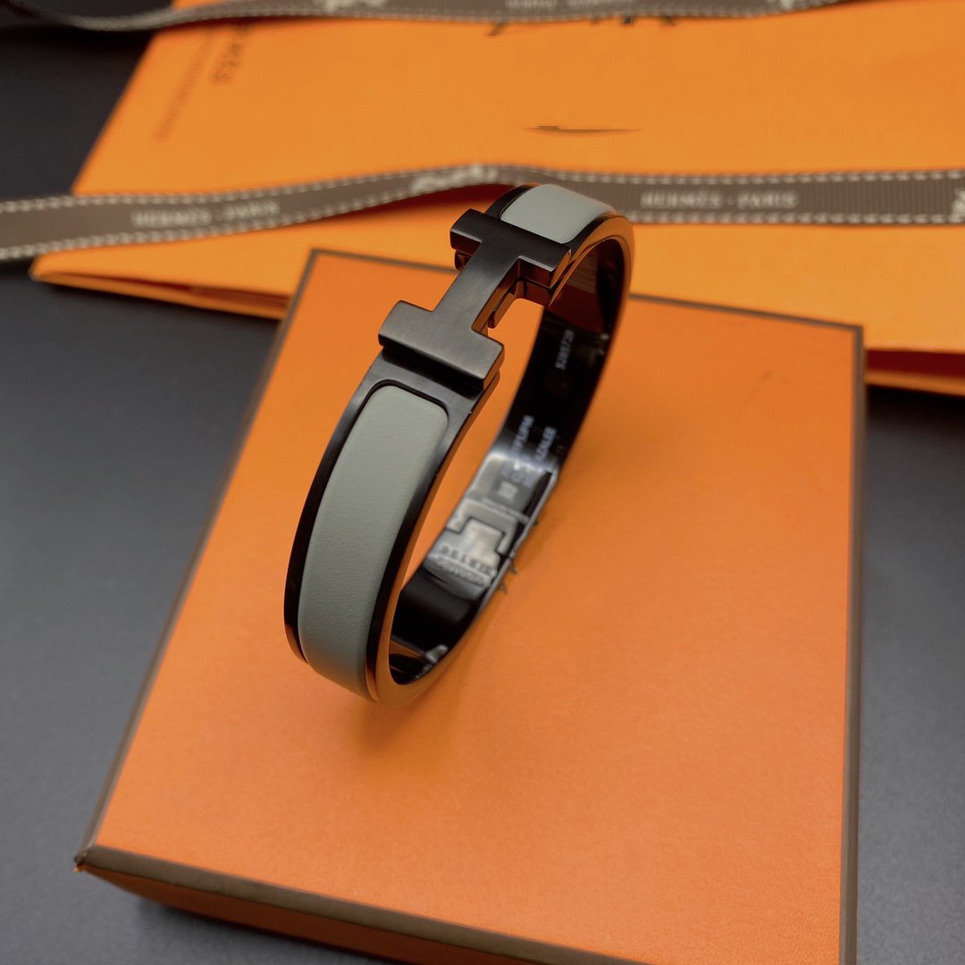 [⭐Spark]CLIC HM SO BLACK GREY BRACELET