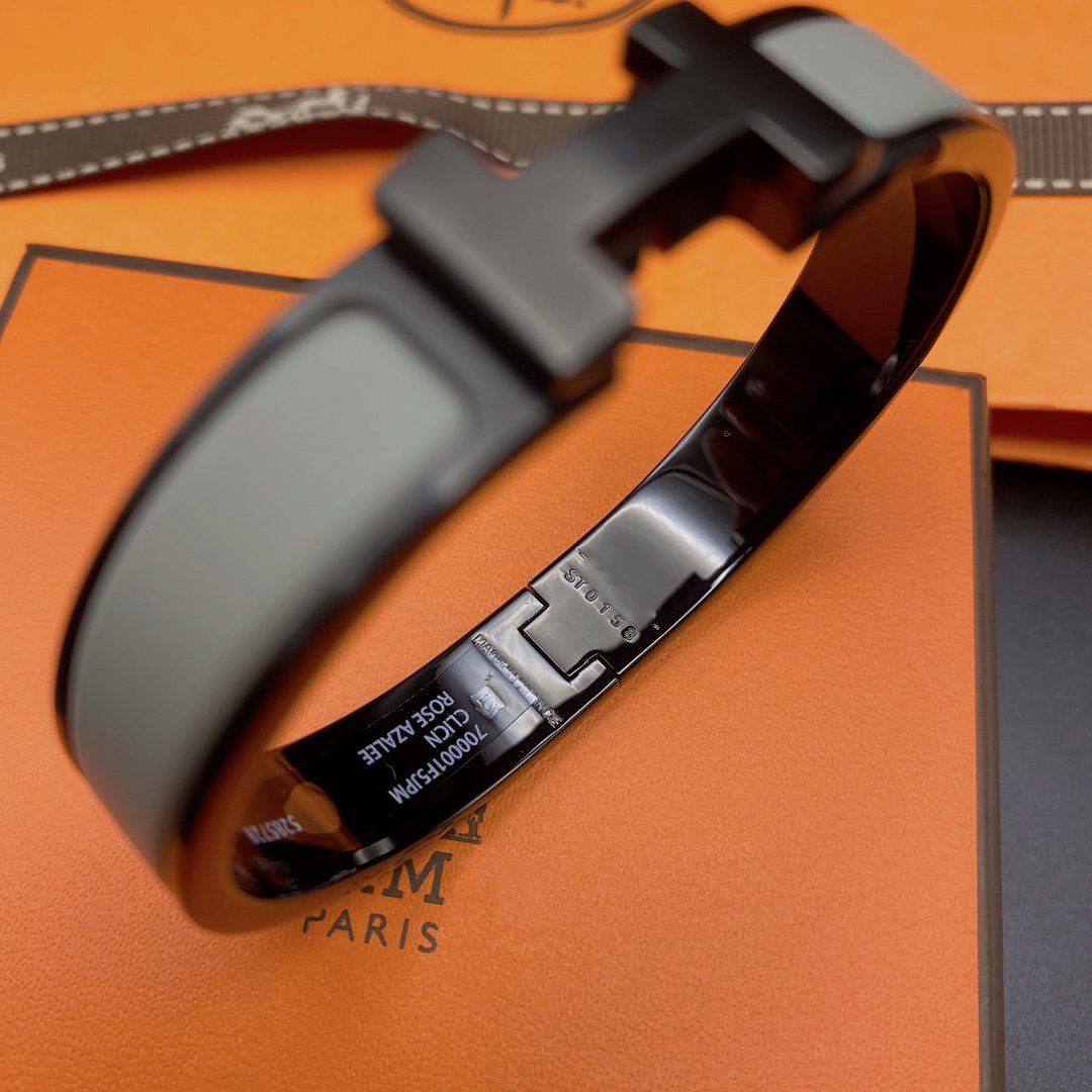 [⭐Spark]CLIC HM SO BLACK GREY BRACELET
