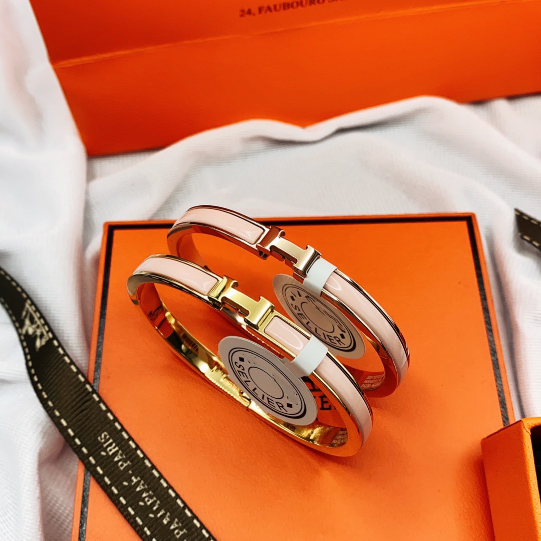 [⭐Spark]CLASSIC HM CLIC  PINK 8MM ENAMEL BRACELET