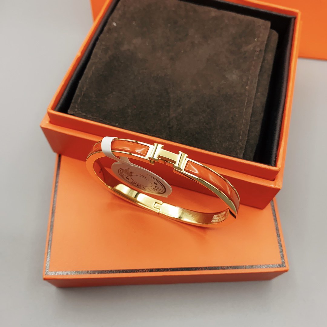 [⭐Spark]CLASSIC HM CLIC RED 8MM ENAMEL BRACELET