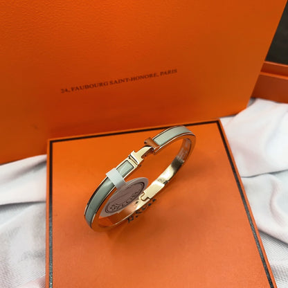 [⭐Spark]CLASSIC HM CLIC GREEN 8MM ENAMEL BRACELET