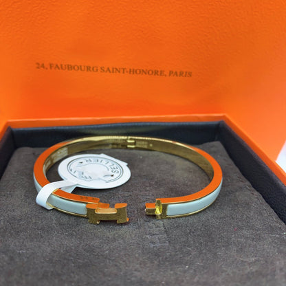 [⭐Spark]CLASSIC HM CLIC GREEN 8MM ENAMEL BRACELET
