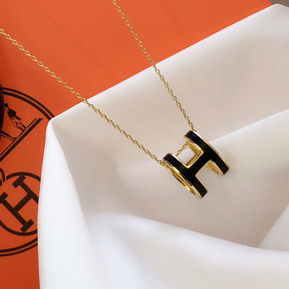 [⭐Spark]HM CLIC BLACK ENAMEL GOLD NECKLACE