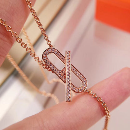 [⭐Spark]HM FIRE PIG NOSE NECKLACE TRENDY STREET