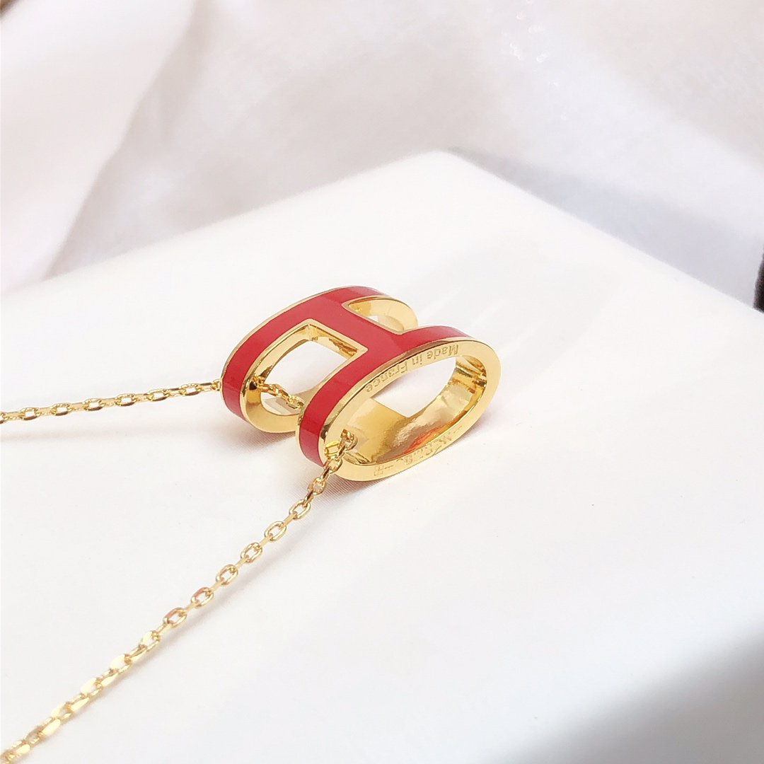 [⭐Spark]HM CLIC RED ENAMEL GOLD NECKLACE