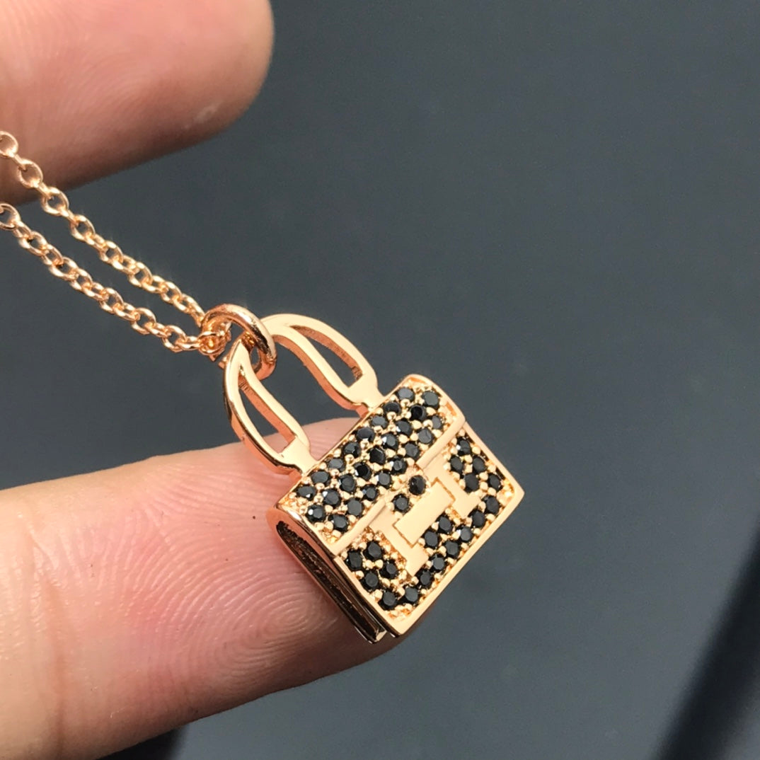 [⭐Spark]HM NECKLACE ARRIVAL BLACK DIAMOND