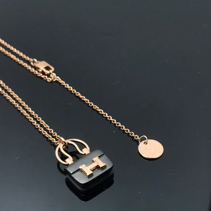 [⭐Spark]WOMEN'S HM AMULETTES CONSTANCE PENDANT NECKLACE