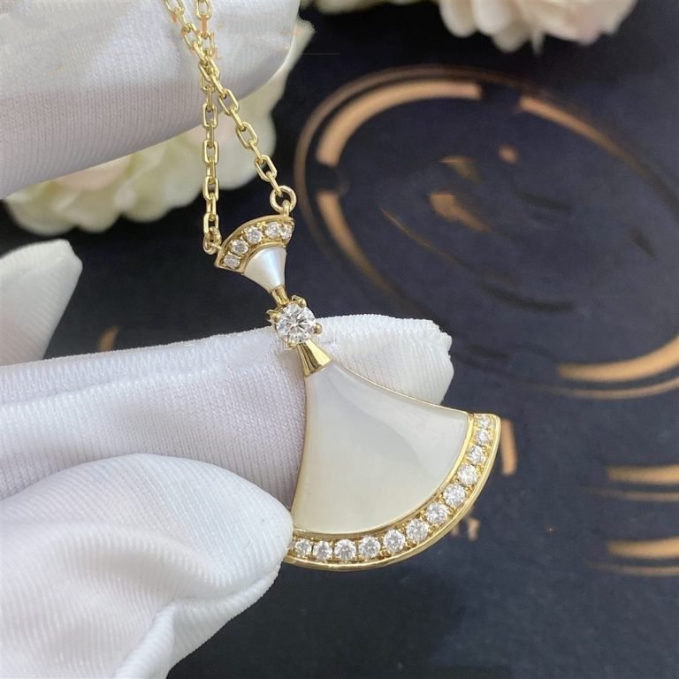 [⭐Spark]DREAM NECKLACE MOP GOLD DIAMOND