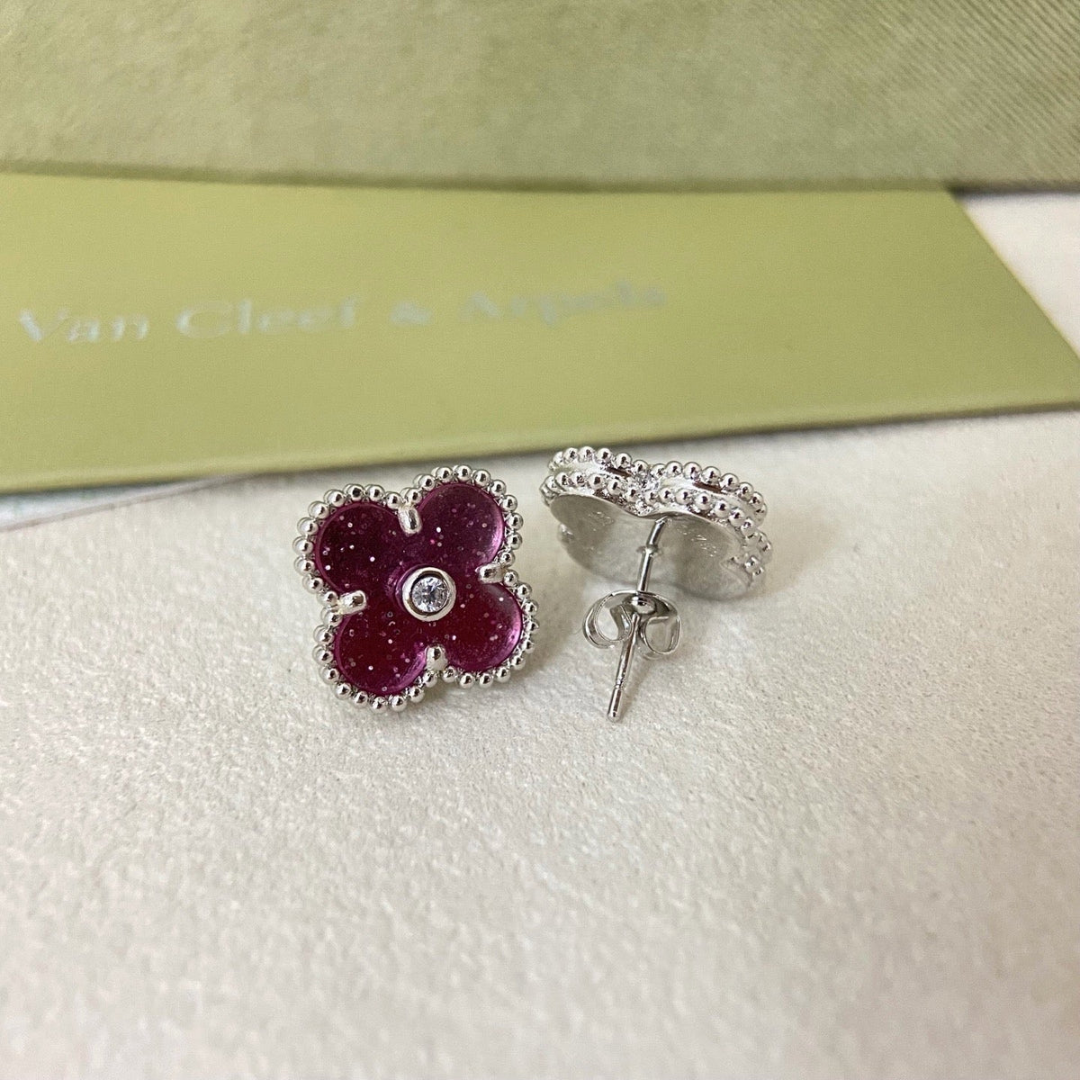 [⭐Spark]2026 NEW  CLOVER 1 MOTIFPINK ENAMEL STUD EARRINGS WITH DIAMONDS