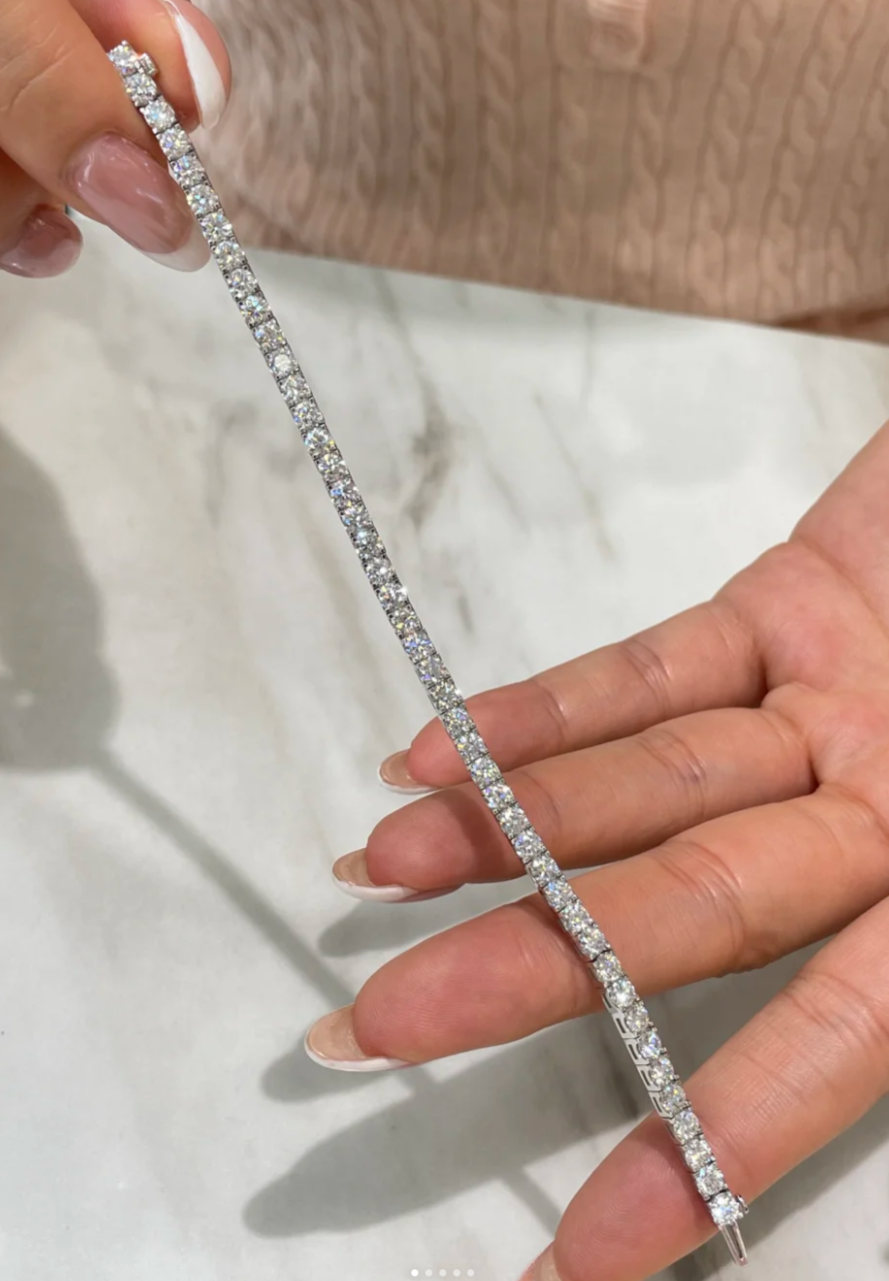 [⭐Spark]  CLASSIC BASEBALL BRACELAT, 52 DIAMOND