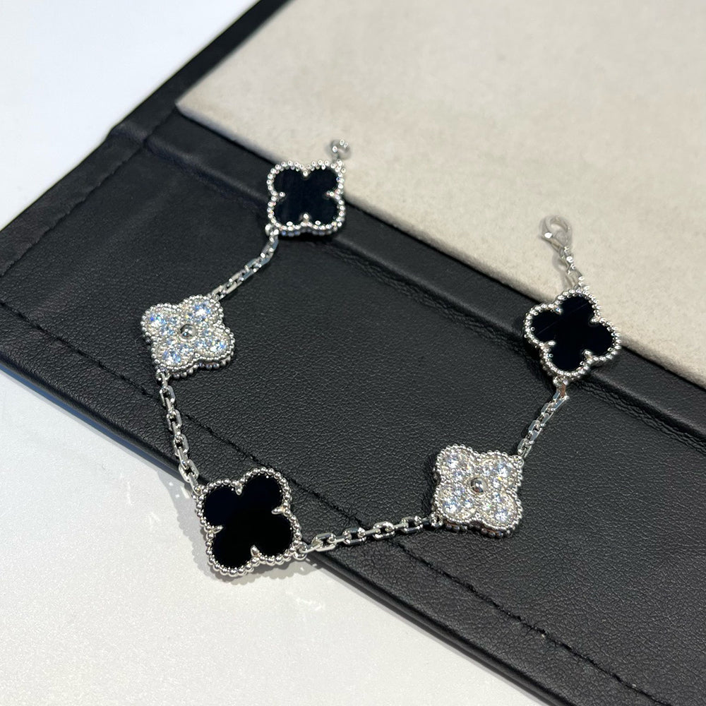 [⭐Spark] CLOVER 5 MOTIF ONYXS BRACELET COLLECTION