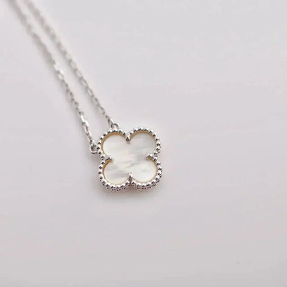 [⭐Spark]CLOVER  15MM WHITE MOTHER-OF-PEARL SILVER