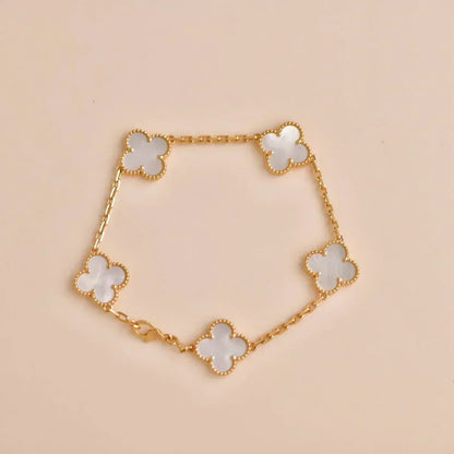 [⭐Spark]CLOVER WHITE PEARL MOP 5 MOTIF BRACELET COLLECTION