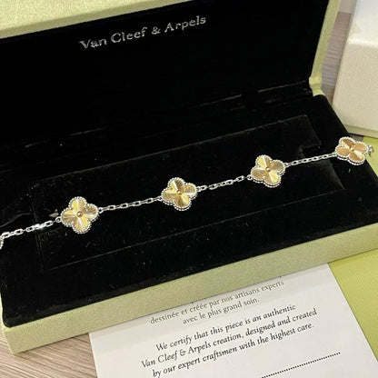 [⭐Spark] CLOVER 5 MOTIF LASER BRACELET COLLECTION