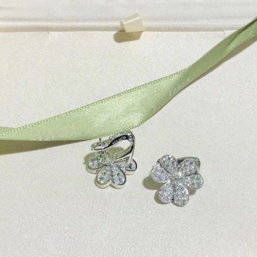 [⭐Spark]FRIVOLE SILVER FLOWER DIAMOND EARRINGS